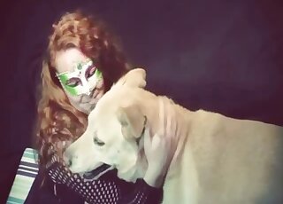 Stacked lady with gorgeous breasts wants to take care of a kinky dog